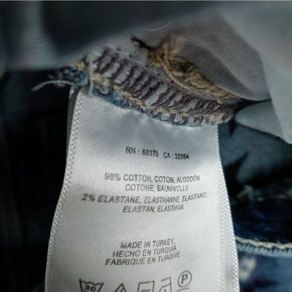 Anthropologie Pilcro and the letterpress slim boyfriend embroidered jean shorts - Picture 4 of 5